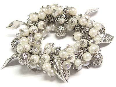 Peral beads and metal ball and leaves dangle stretch bracelet