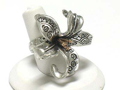 Burnish metal flower adjustable ring