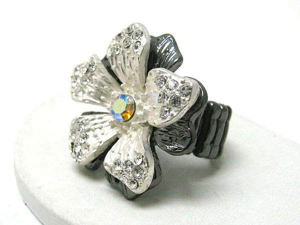 Crystal deco metal flower stretch ring