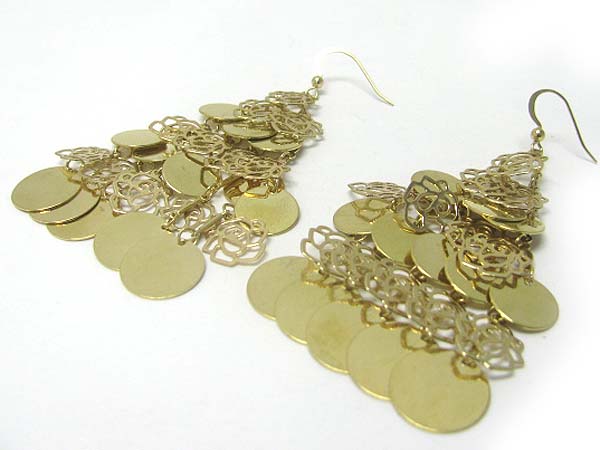 Triple level metal disk drop earring