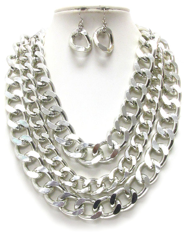 Three layerd thick metal chain necklace earring set