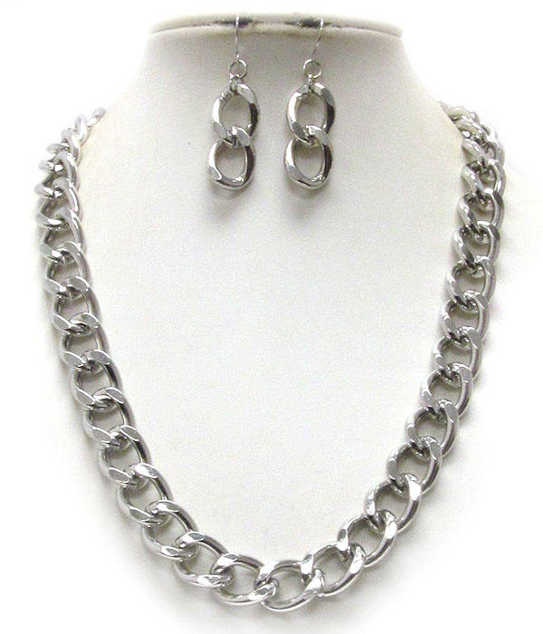 Thick metal chain necklace earring set