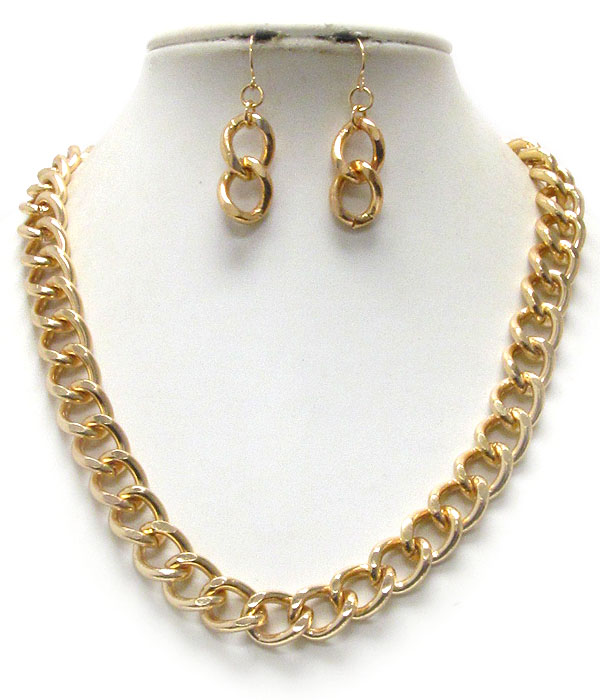 Thick metal chain necklace earring set