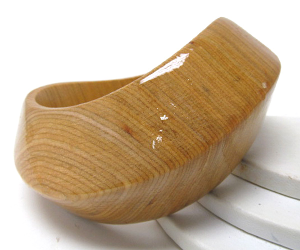 Wood curved bangle bracelet