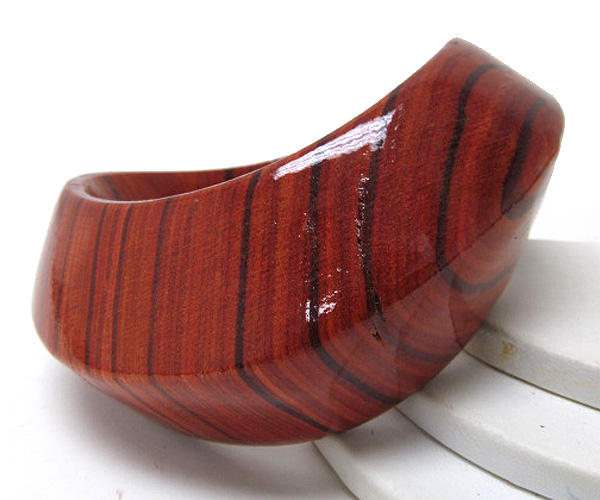 Wood curved bangle bracelet