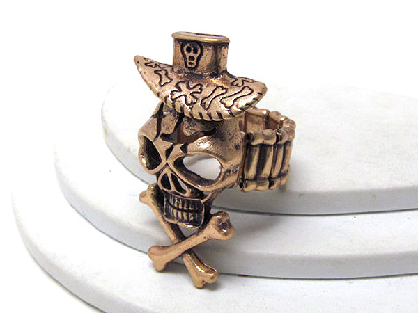 Metal puffy skull with hat and bone fashion stretch ring