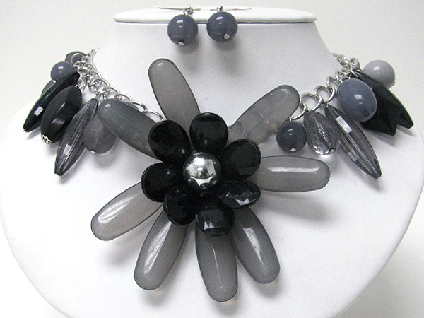 Large acrylic flower and charm drop summer necklace earring set