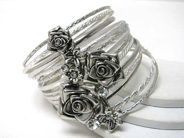 Multi metal flower bangle set