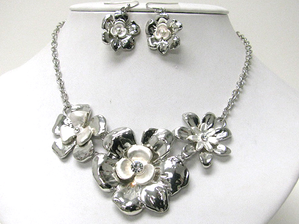 Triple metal flower link statement necklace earring set