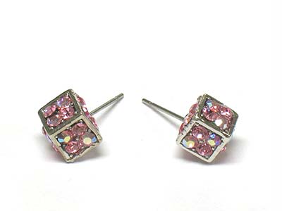 Crystal cube shape earring 