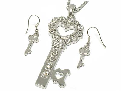 Crystal deco large key pendant necklace and earring set