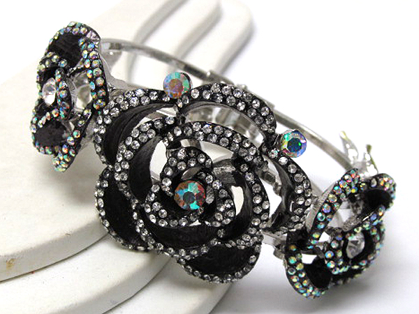 Three crystal metal epoxy fashion flowers hinge bangle