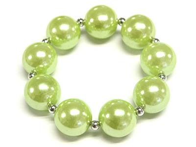 Large pearl beads bracelet