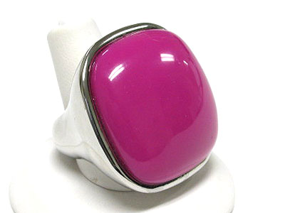 Extra large formica stone ring