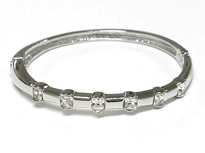 Crystal stud metal hinghe bangle