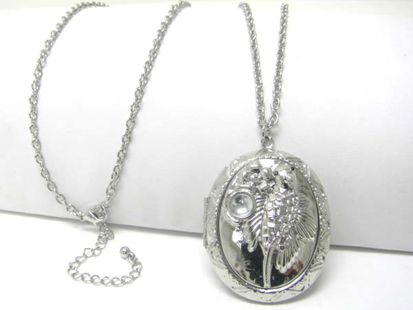 Crystal stud bird engraved oval locket charm dangle long neckalce