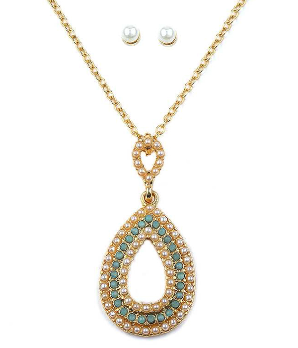 Crystal and pearl teardrop pendant necklace set