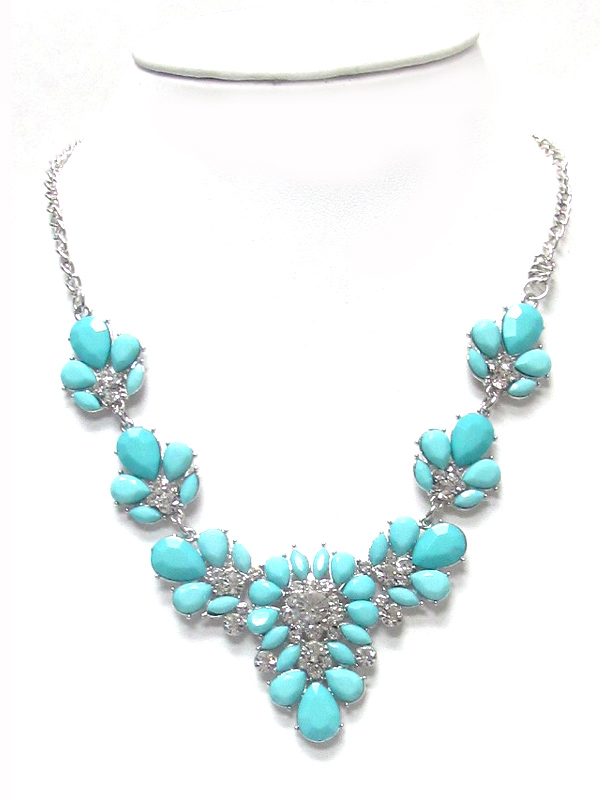 Crystal and acryl statement necklace