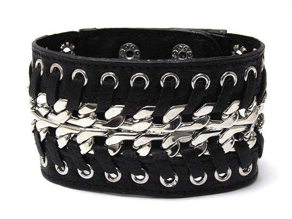 Fashion chian braided fashion cord on leathertte button bracelet