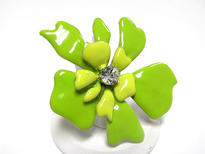 Crystal center enamel metal large flower ring