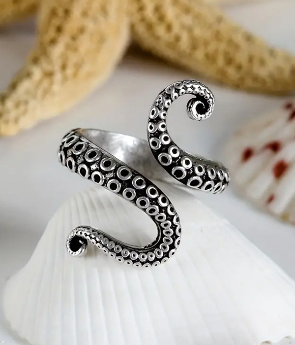 Sealife theme octopus ring