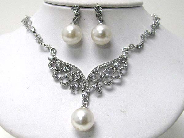 Crystal deco and pearl drop pendant necklace earring set