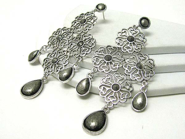 Metal filigree flower link earrings