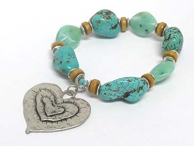 Metal heart charm turquoise stretch bracelet 