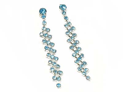 Rhinestone tilted dangle earring 