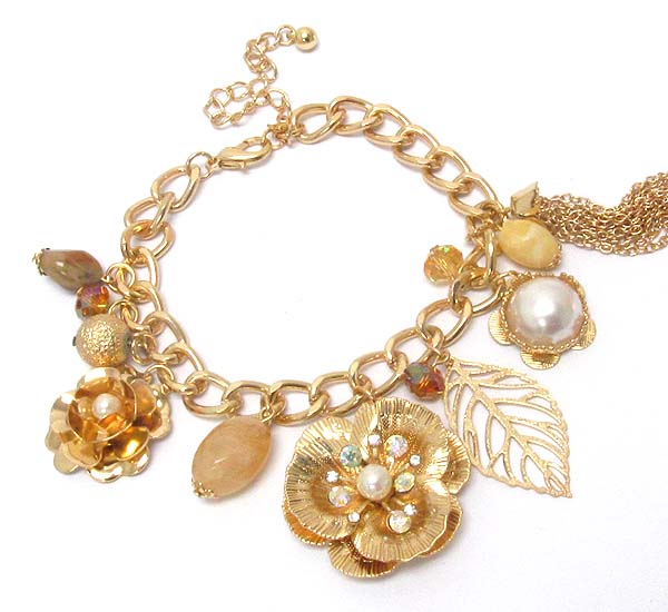 Crystal and pearl deco flower dangle bracelet