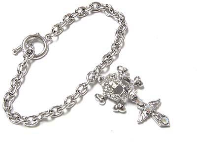 Made in korea whitegold plating crystal heavy skull and cross bone charm bracelet