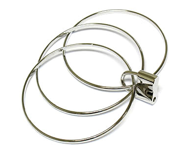 Lock linked three bangle bracelet