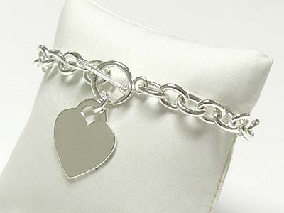 Flat heart charm toggle bracelet