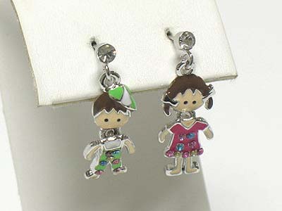 Crystal and metal epoxy boy and girl unbalance earring