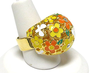 Crystal and metal epoxy flower puffy adjustable ring