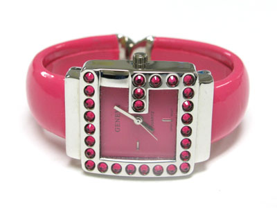 Crystal accent g shape face bangle watch