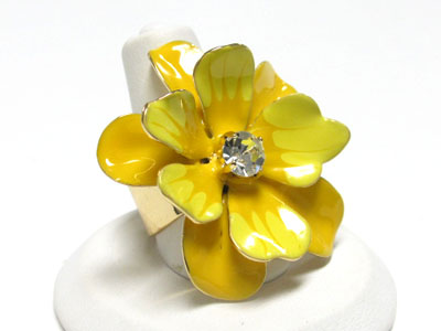 Crystal and enamel metal flower adjustable ring