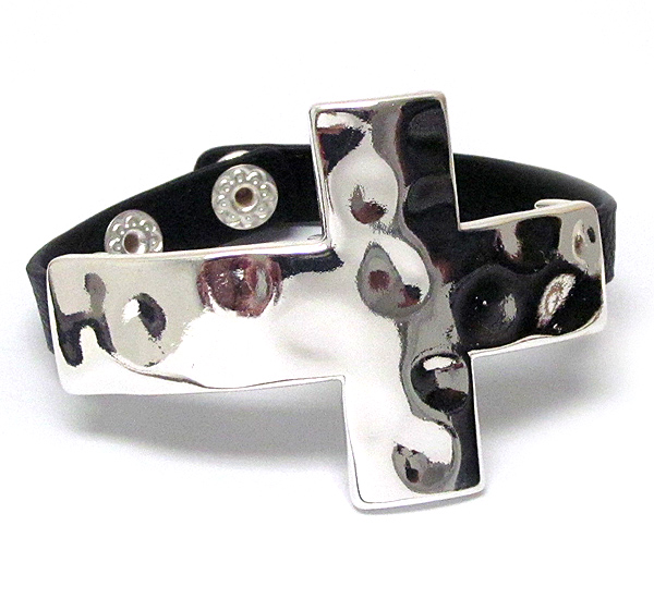 Hammered metal cross and leatherette band bracelet