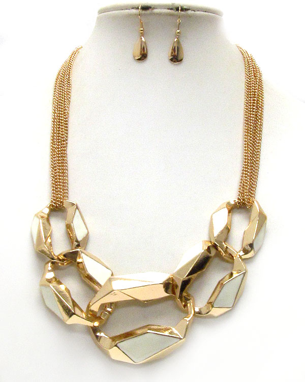 Epoxy deco multi geometric shape link and multi chain necklace earring set