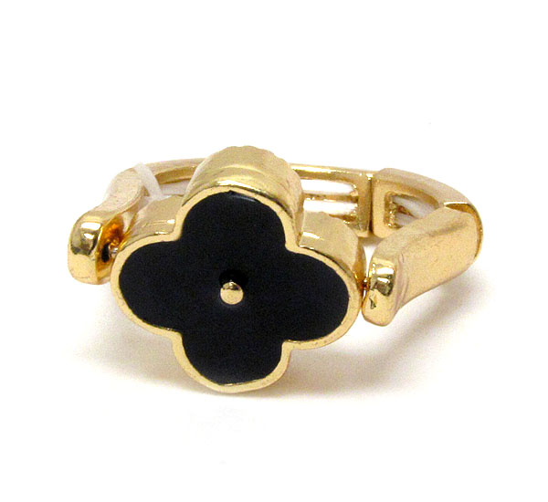 Crystal and epoxy deco flower reversible stretch ring