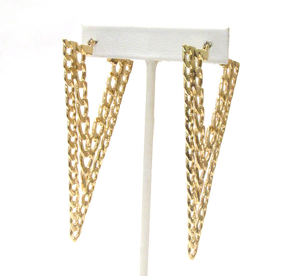 Thick chain triangle drop earring 