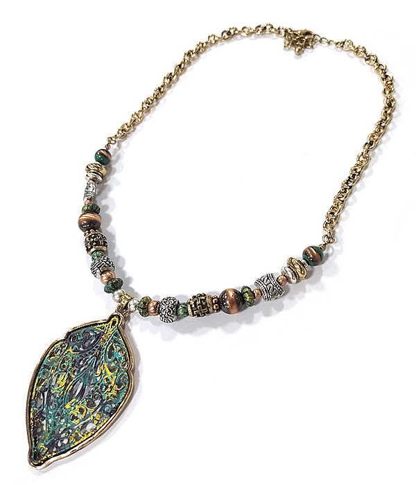 Western leaf pendant and multi bead mix necklace set