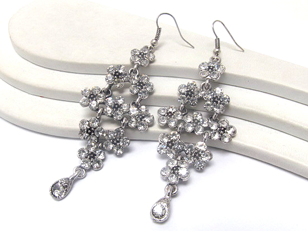 Multi crystal flower patern drop earring 