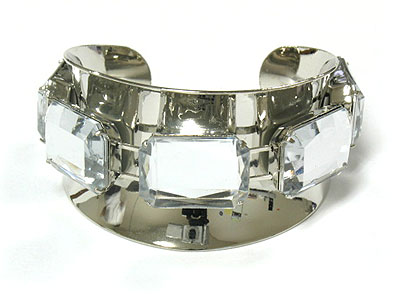 Epoxy stone lined mammered metal cuff bangle