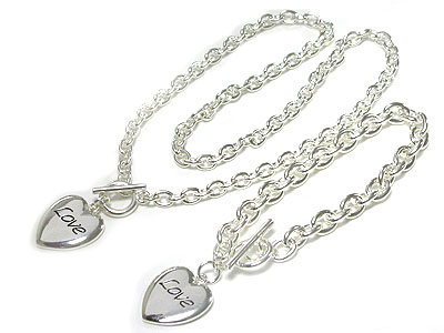 Metal heart charm toggle bracelt and necklae set