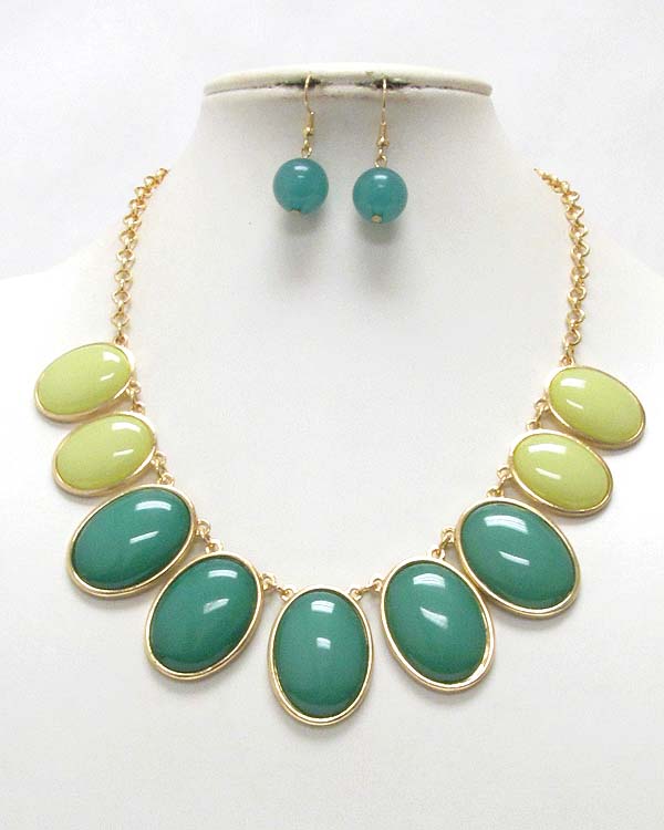 Multi color oval disk link necklace set