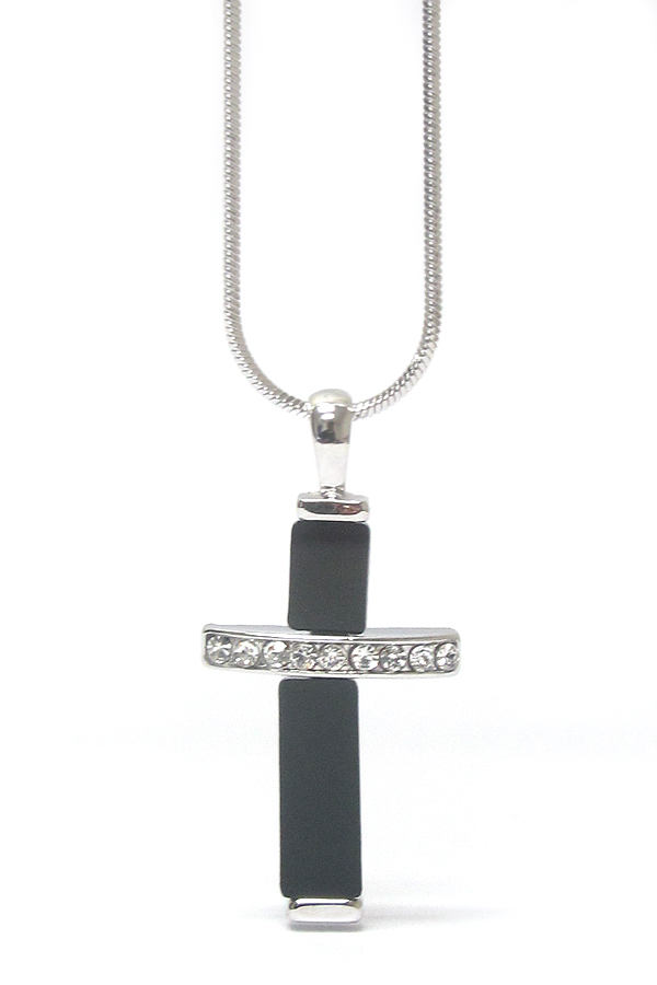 MADE IN KOREA WHITEGOLD PLATING CRYSTAL AND JET GLASS CROSS PENDANT NECKLACE