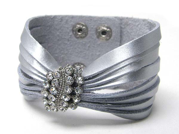 Crystal deco and synthetic leather button close bracelet