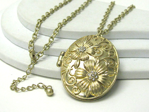 Metal filigree oval locket long necklace