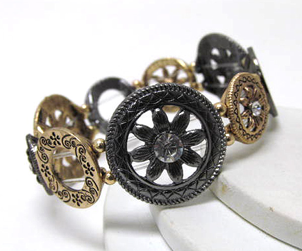 Round metal flowers designer style  stretch bracelet